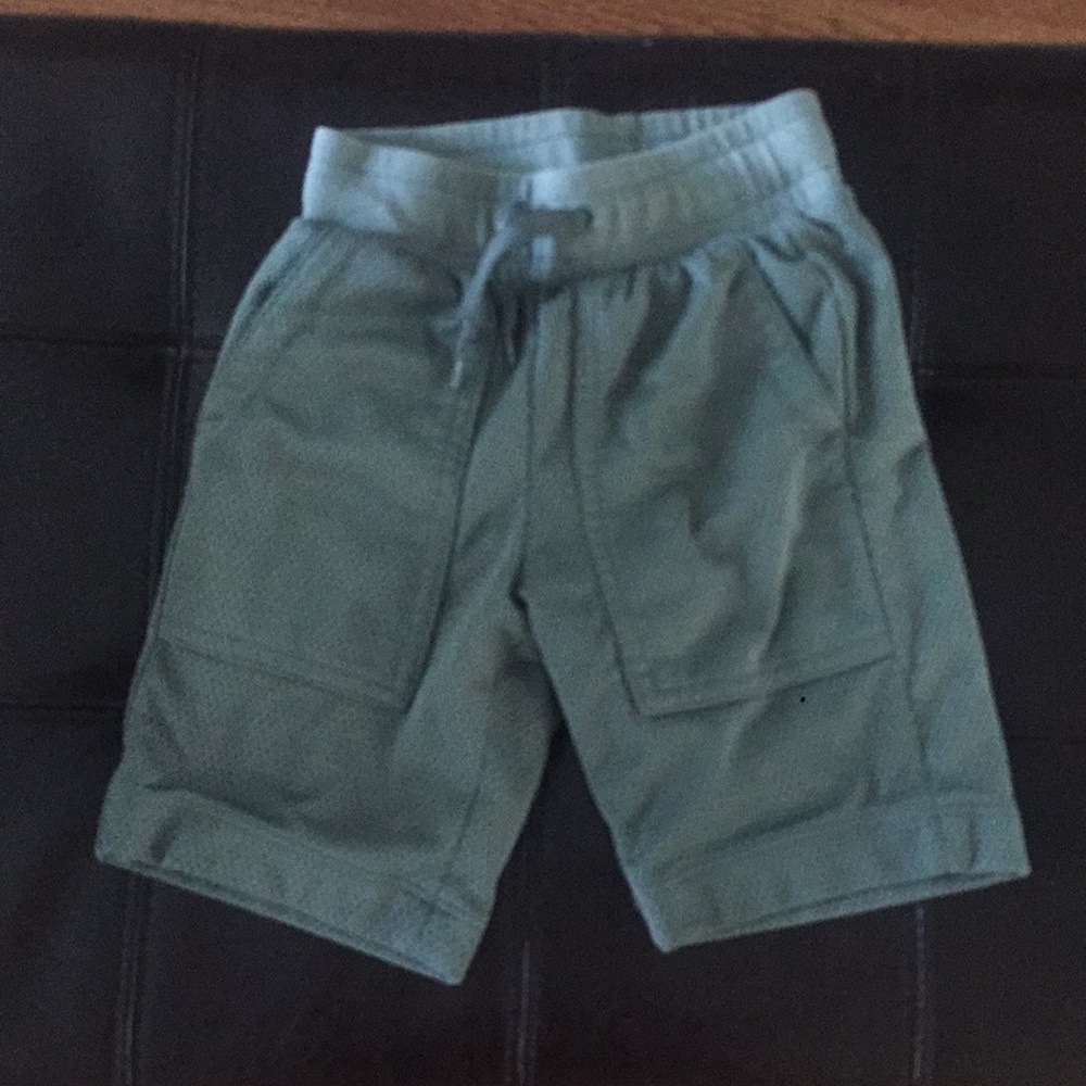 Gap gym shorts